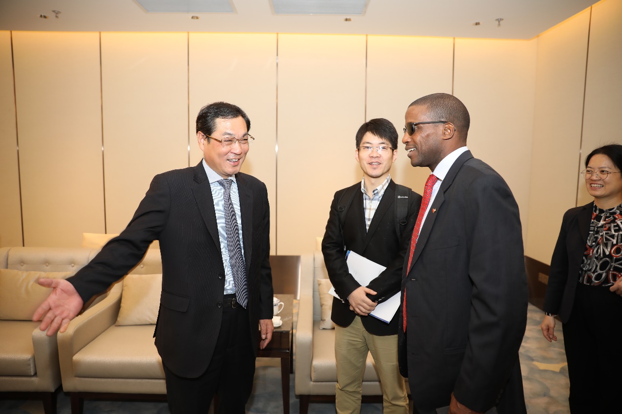 1720421585194801.jpg cc.jpg